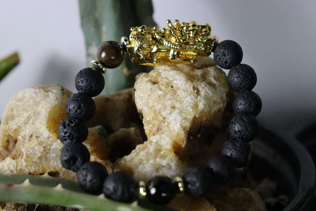 PIXIU with volcanic stone