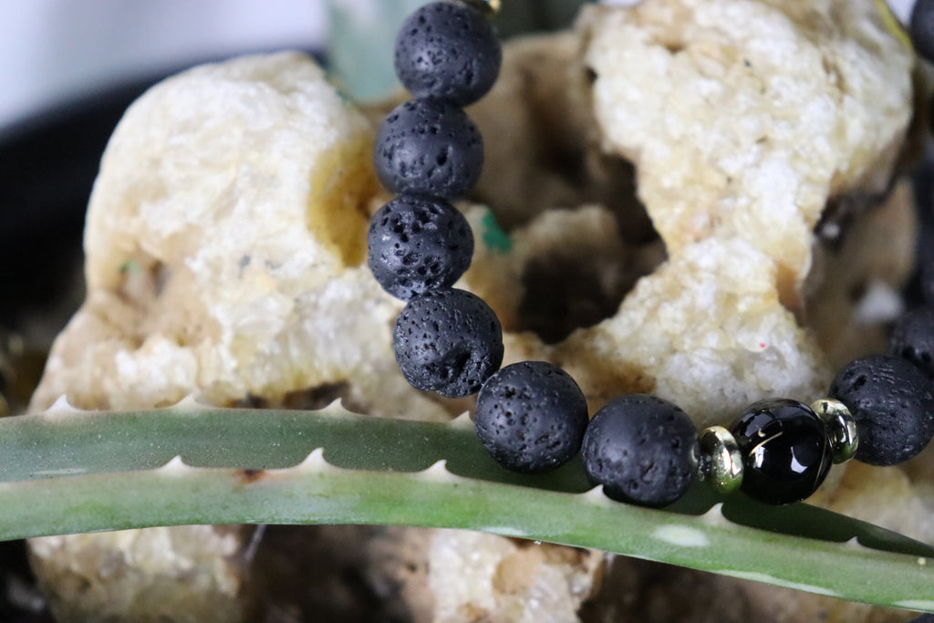 PIXIU with volcanic stone